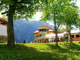 Elysium Inn Guest House