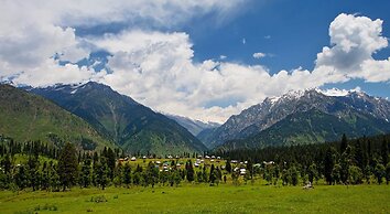 Elysium Inn Guest House