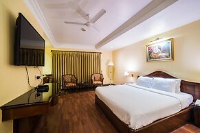 Hotel Highway View