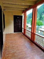 Apex Inn Trackers Sharda Kashmir