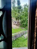 Apex Inn Trackers Sharda Kashmir