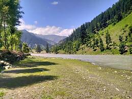 Apex Inn Trackers Sharda Kashmir