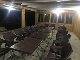 Apex Inn Trackers Sharda Kashmir