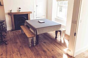 3-bed Cottage-plymouth-dog Friendly-sleeps7