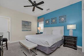 Lakeview Home w/ Private Pool & Free Water Park!