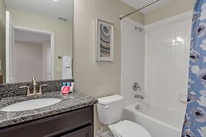 Lakeview Home w/ Private Pool & Free Water Park!