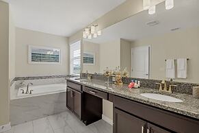 Lakeview Home w/ Private Pool & Free Water Park!