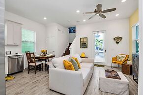 Margaritaville Cottage, Private Pool, Near Disney!
