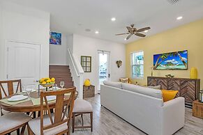 Margaritaville Cottage, Private Pool, Near Disney!