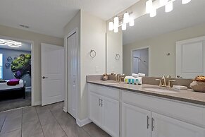 Private Pool& Spa Pool Table Free Resort Access!