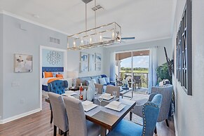 Condo w/ Prime View of Lake, Pool & Fireworks!