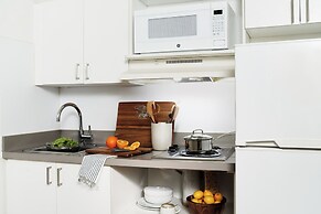 InTown Suites Extended Stay Mobile AL - Tillmans Corner