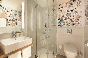 Holiday Inn – the niu, Mill Cologne Mülheim by IHG