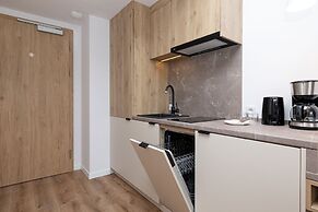 Jantaris Apartments by Renters