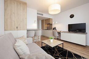 Jantaris Apartments by Renters