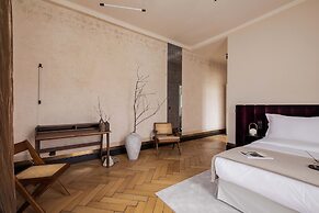 Zola Hotel - Palais de Bohème