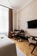 Zola Hotel - Palais de Bohème