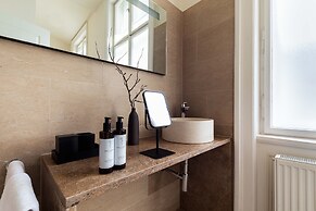 Zola Hotel - Palais de Bohème