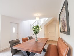 Lochside, 1 The Corries