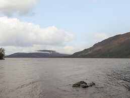 Lochside, 1 The Corries