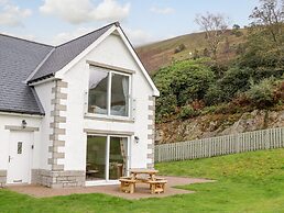 Lochside, 1 The Corries