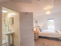 Lochside, 1 The Corries