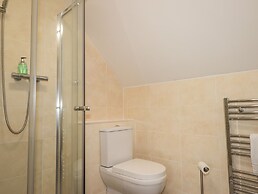 Lochside, 1 The Corries