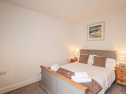 Lochside, 1 The Corries