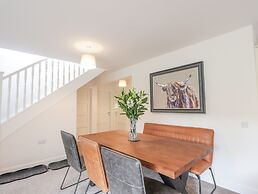 Lochside, 1 The Corries