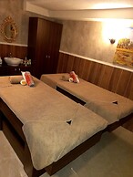 Golden Hill Hotel Downtown