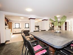 Mary Ann Apartment