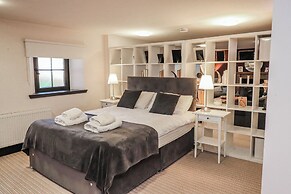 Mary Ann Apartment