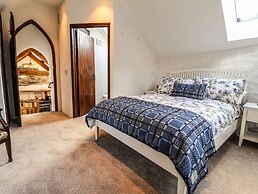 Y Felin at Coed Cadw