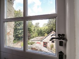 Y Felin at Coed Cadw