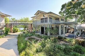 Palm River Hotel