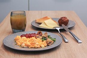 IZZZI by Vladimirskaya