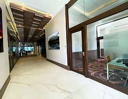 Safi Royal Luxury Metropolitan