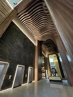 Safi Royal Luxury Metropolitan