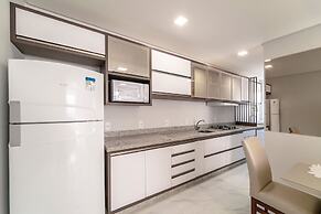 Apartamento com piscina 4 quartos - 705