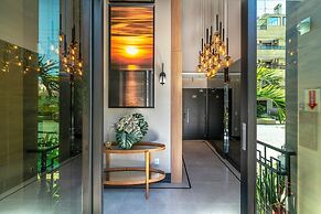 Apartamento com piscina 4 quartos - 705