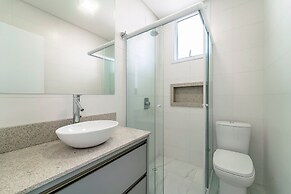 Apartamento com piscina 4 quartos - 705