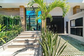 Apartamento com piscina 4 quartos - 705