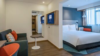 Holiday Inn Express Qingdao City Center by IHG