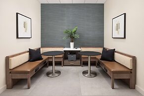 Hampton Inn & Suites Huntsville Downtown