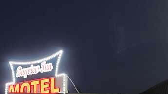 Bayview Inn Motel - Adults Only
