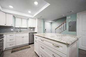 9842seadnc210fbnh - Sea Dancer 210