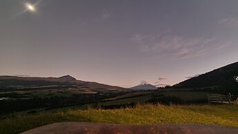 Balcon Al Cotopaxi Hosteria