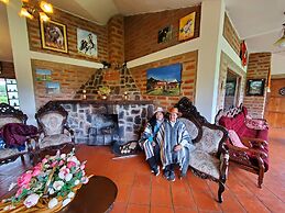 Balcon Al Cotopaxi Hosteria