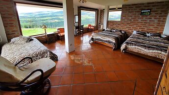 Balcon Al Cotopaxi Hosteria