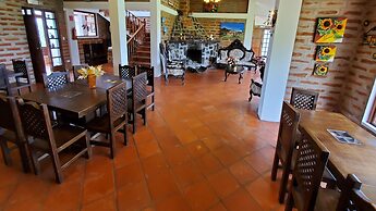 Balcon Al Cotopaxi Hosteria